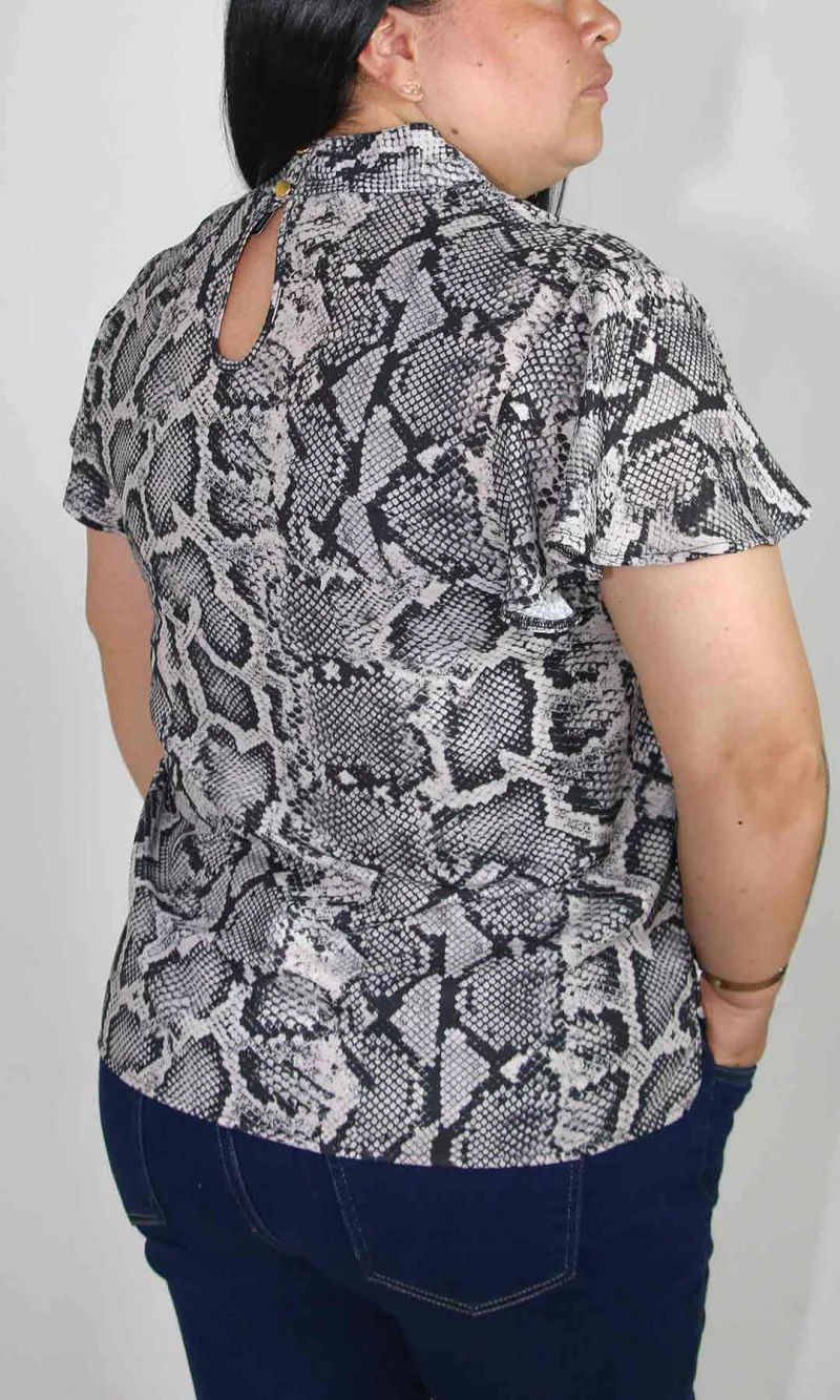 Blusa mujer manga corta estampada - Imagen 9