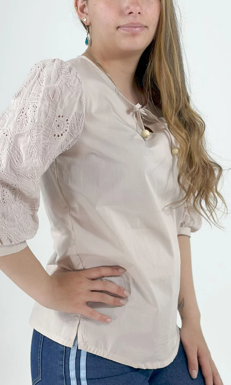 Blusa mujer manga 3/4 unicolor - Imagen 2