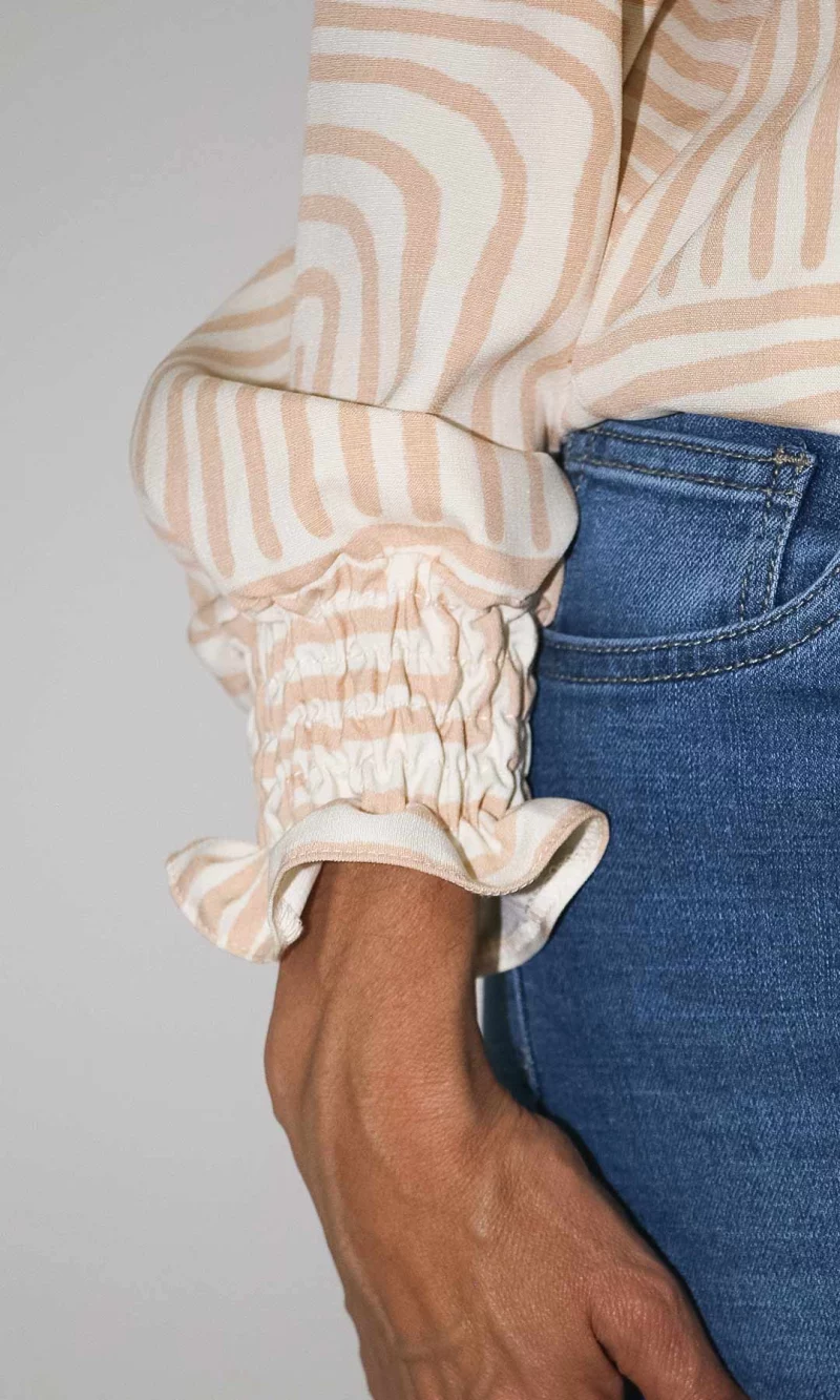 Blusa mujer manga larga estampada - Imagen 8