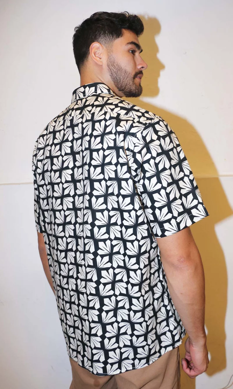 Camisa hombre manga corta estampada - Imagen 8
