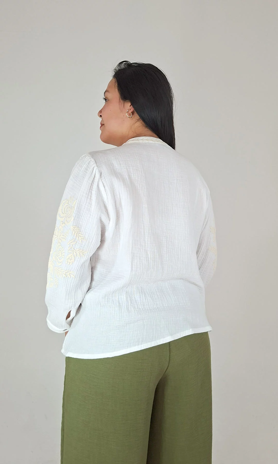 Blusa mujer manga 3/4 unicolor - Imagen 8