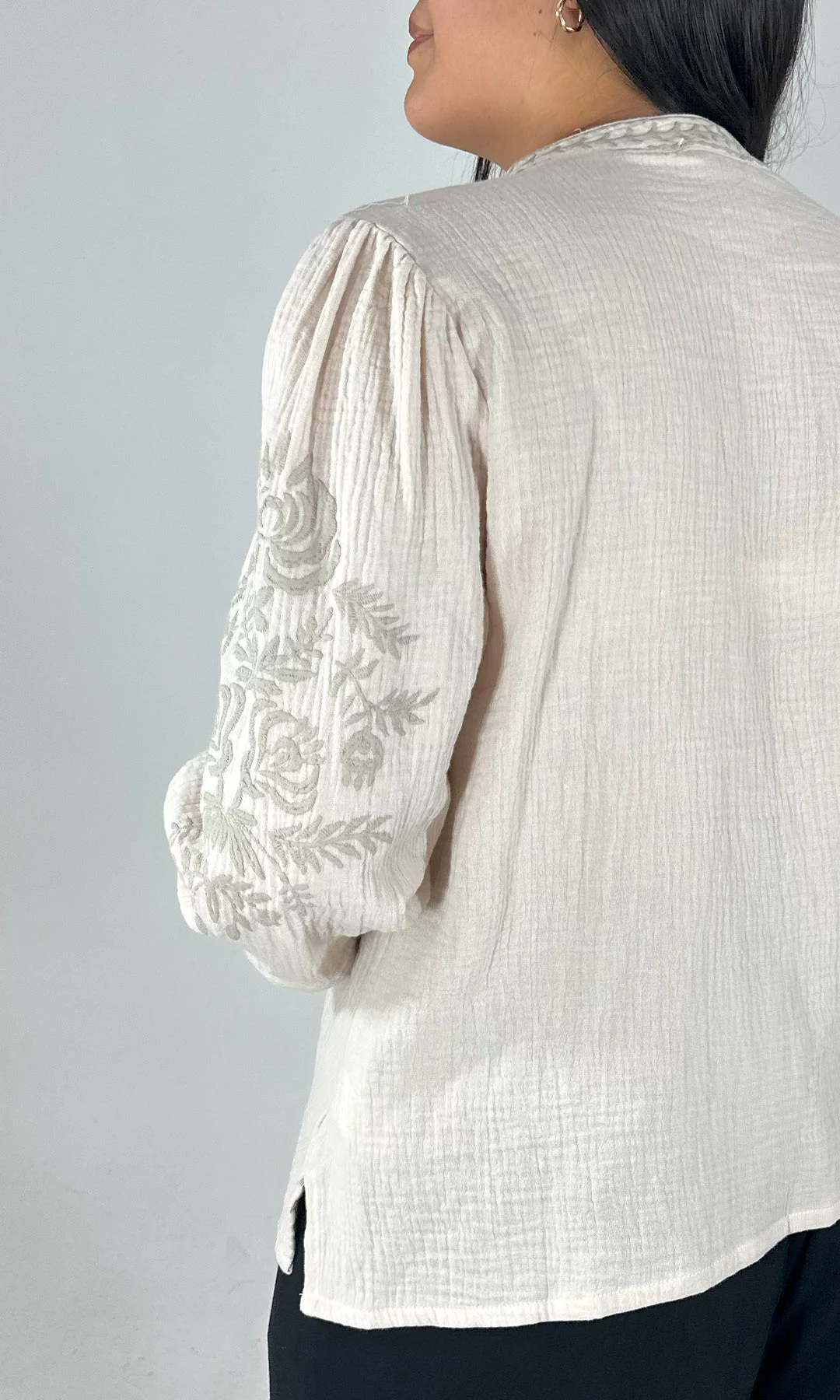 Blusa mujer manga 3/4 unicolor - Imagen 5