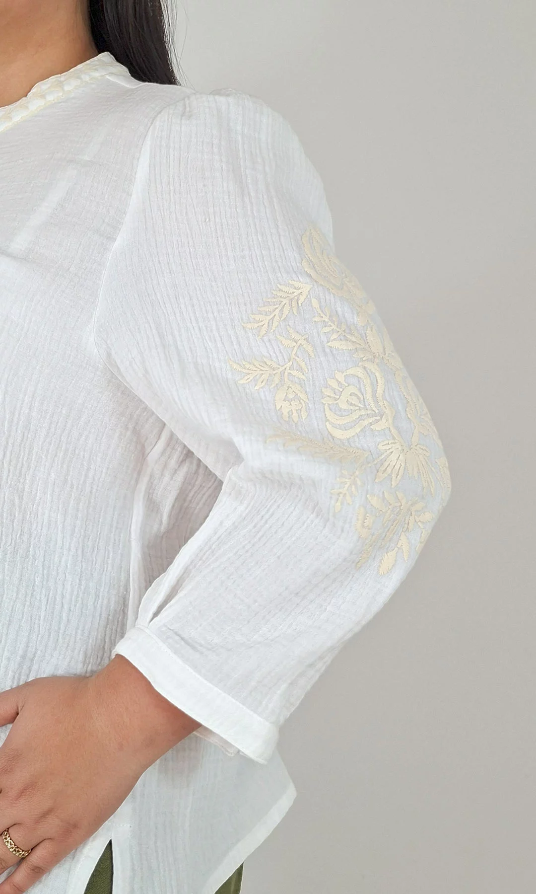 Blusa mujer manga 3/4 unicolor - Imagen 7