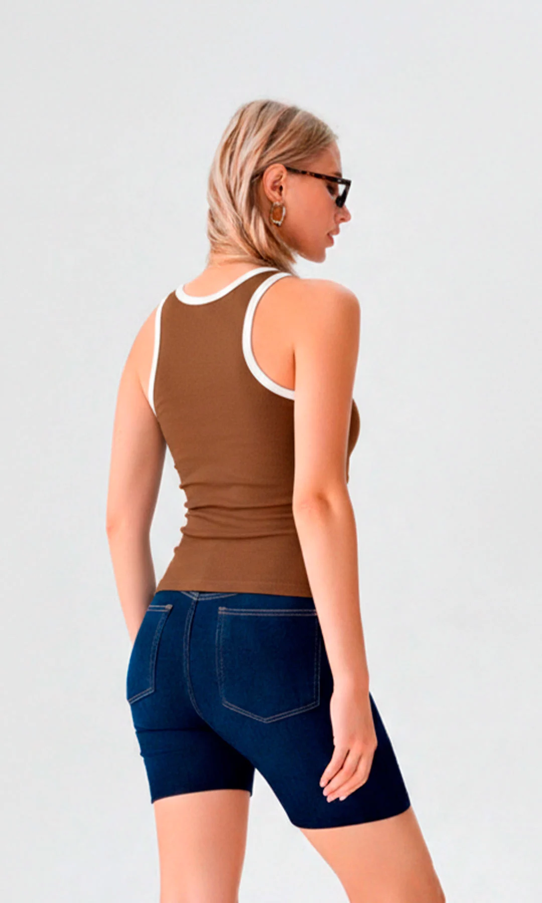 Camiseta mujer manga sisa unicolor - Imagen 5