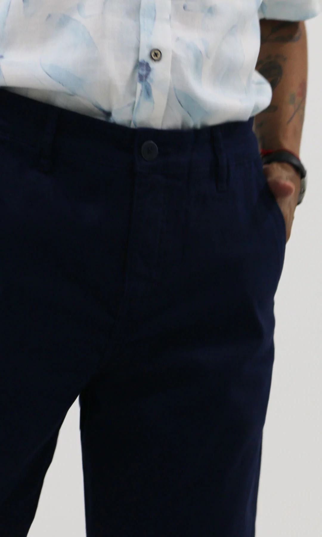 Pantalón hombre unicolor - Imagen 7