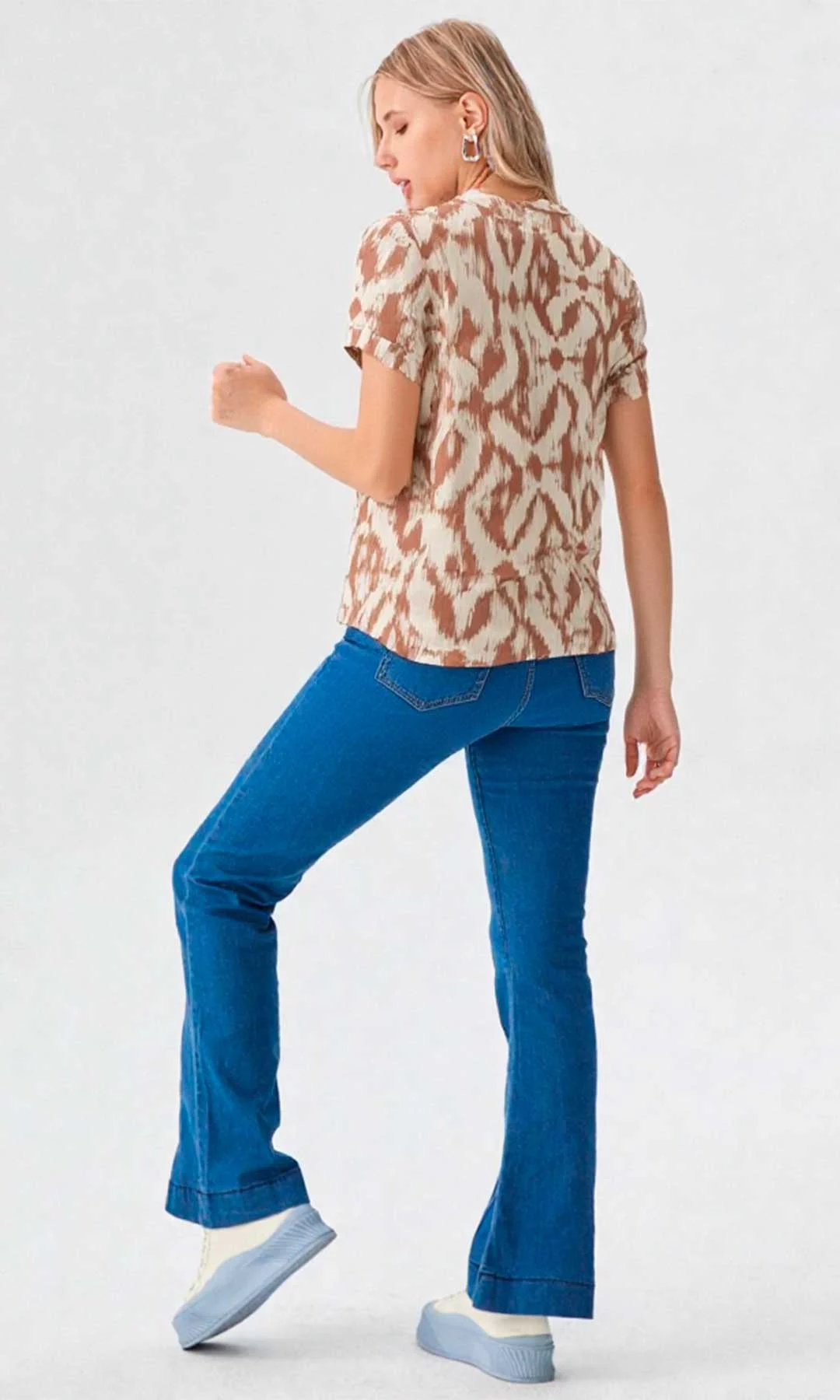 Camiseta mujer manga corta estampada - Imagen 11