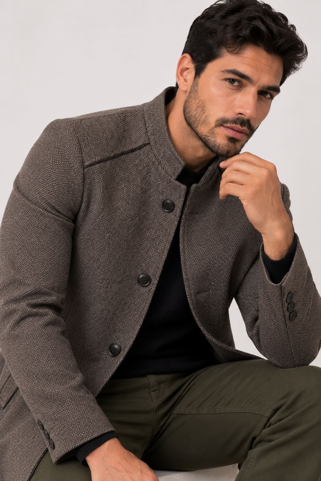 Abrigo Estilo Gabán para Hombre con Cuello Mao y Textura Paño Elegante - Imagen 2