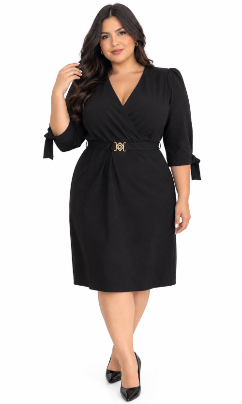 Vestido Plus Size Cruzado de Cóctel con Hebilla Dorada y Mangas 3/4