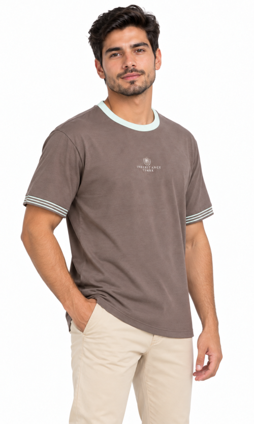 Camiseta para Hombre de Cuello Redondo con Detalle Tipográfico