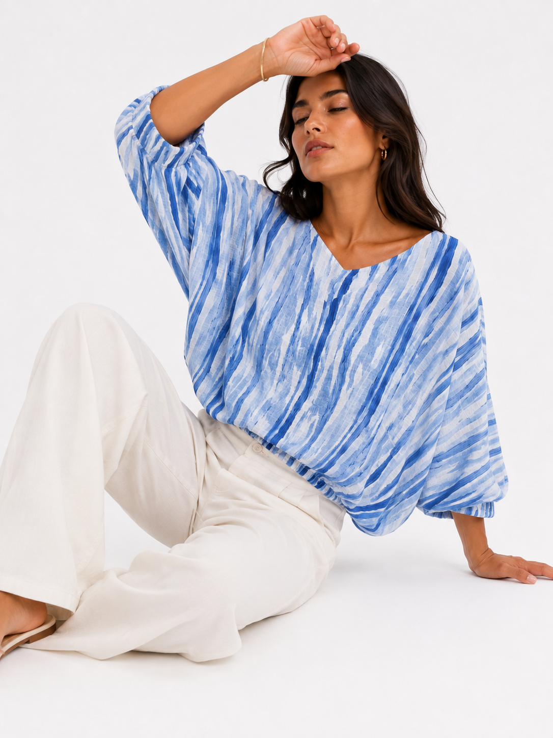 Blusa Oversize a Rayas con Mangas 3/4 y Escote en V - Imagen 5