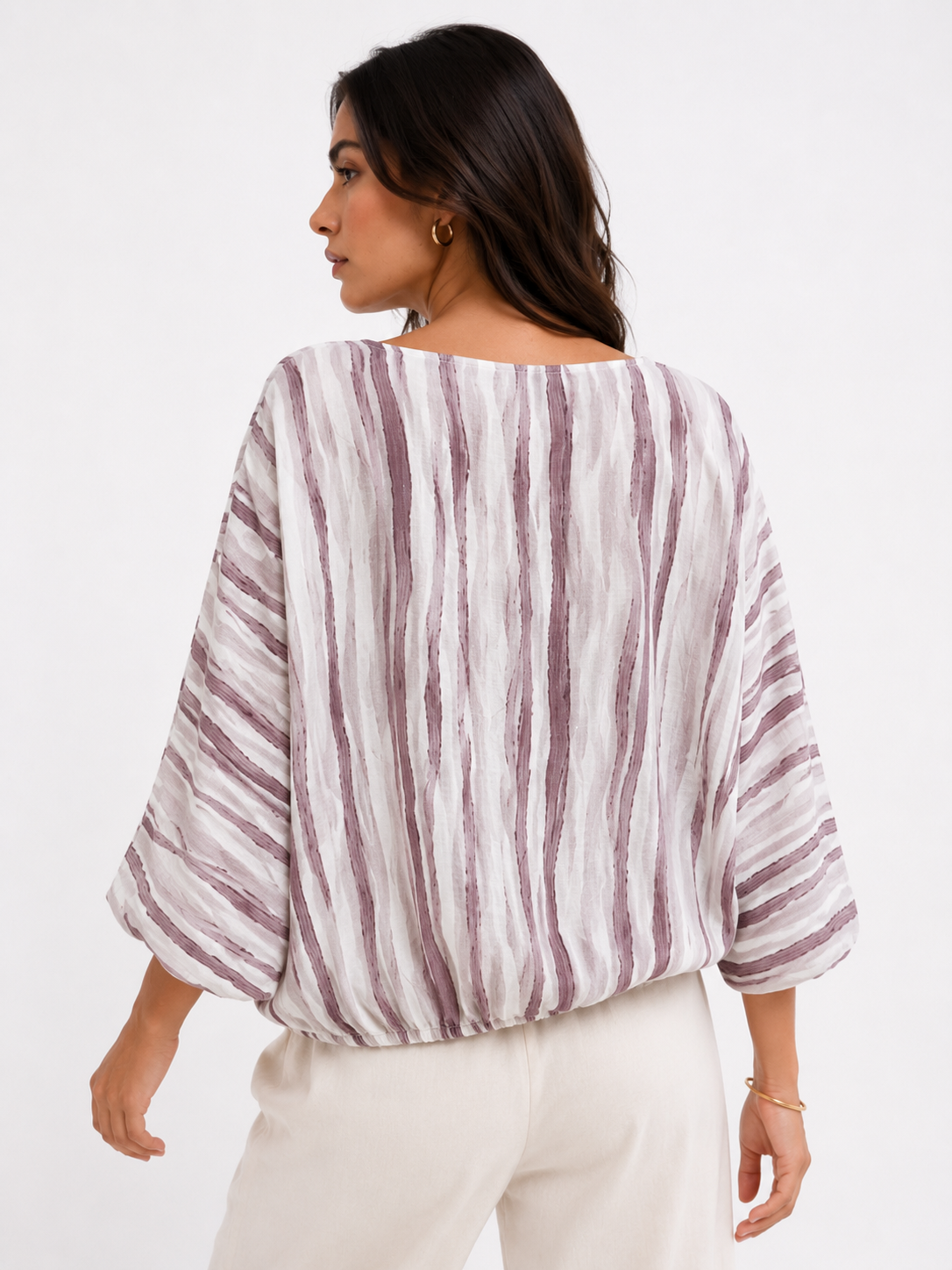 Blusa Oversize a Rayas con Mangas 3/4 y Escote en V - Imagen 8