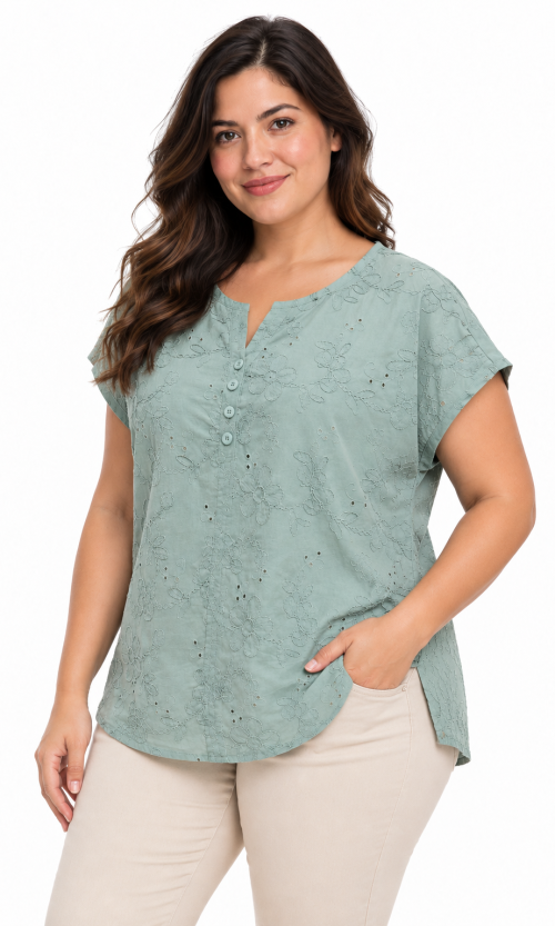 Blusa Plus Size Manga Corta con Bordado Suizo