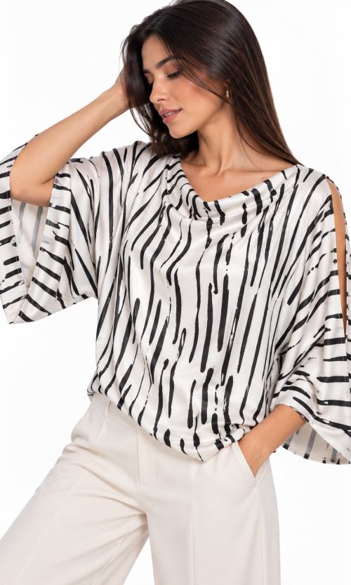 Camiseta Satinada Manga Murciélago con Estampado de Pinceladas y Cuello Hamaca